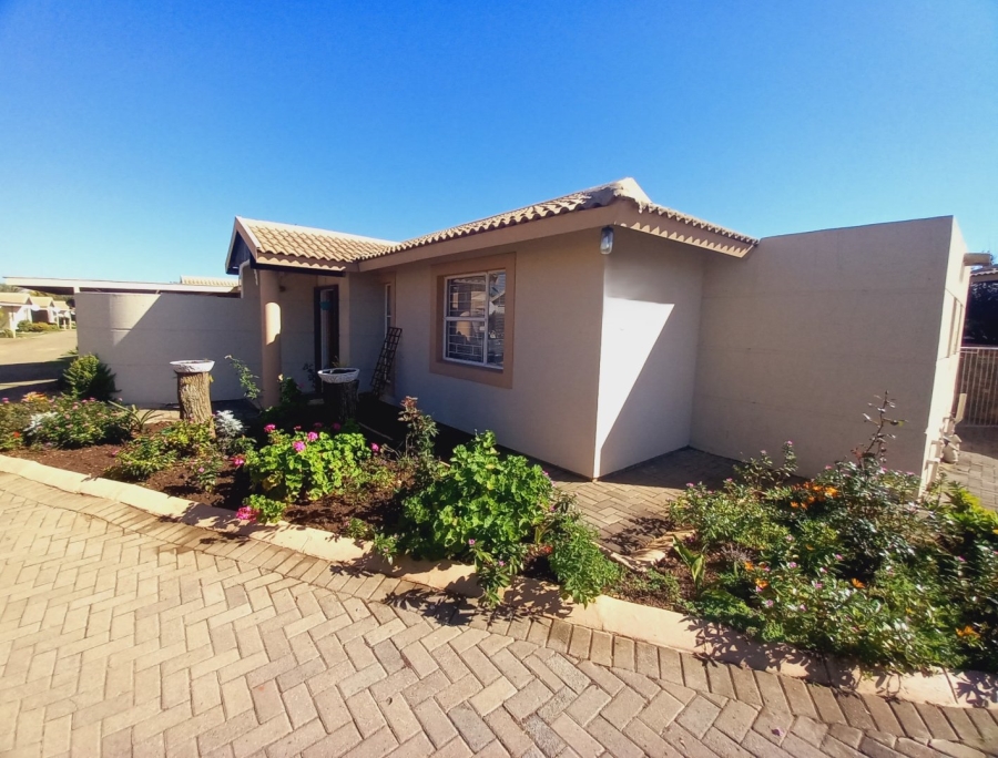 3 Bedroom Property for Sale in Roodia Free State